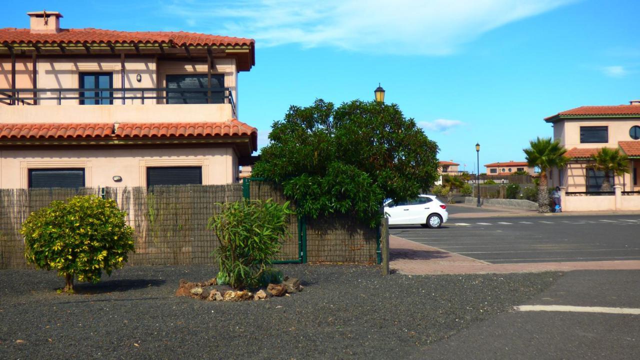 Villa Marta Lajares Luaran gambar